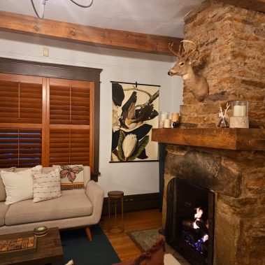 Beechwood Inn - Clayton, GA - Living Room