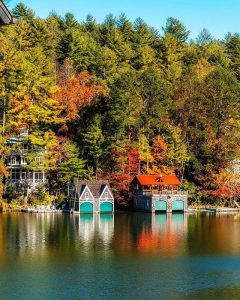 Lake Rabun fall lakeside view
